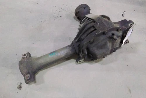 2002-2007 Jeep Liberty Front Differential Carrier Assembly 3.73 Ratio - Used OEM Auto Part