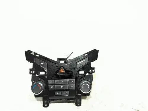 2012-2016 Chevrolet Cruze Heater Climate Temperature Control Unit OEM - Used