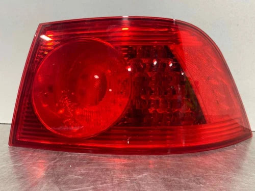 RIGHT RH OUTER TAIL LIGHT LAMP Assembly Volkswagen Phaeton 2004 04 2005 05 - Used OEM Auto Part