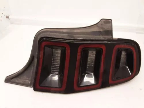 2013-2014 Ford Mustang Rear Right Passenger Side Tail Light Assembly Oem - Used
