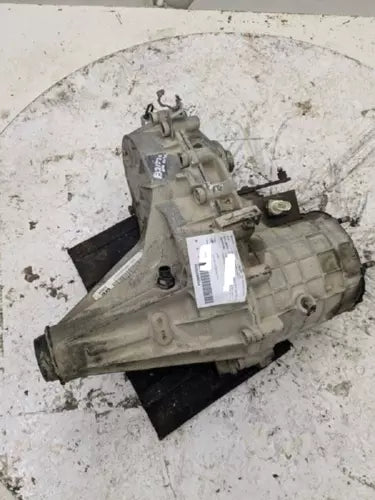 2004-2006 Chevy Truck Silverado 3500 Transfer Case Assembly OEM - Used
