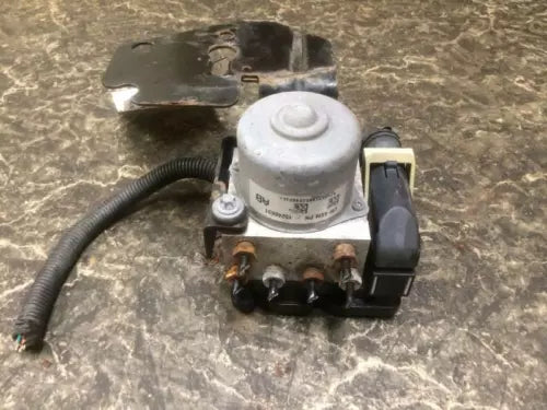 2005-2006 Chevrolet Cobalt ABS Pump A/T 2.2L with Warranty OEM - Used