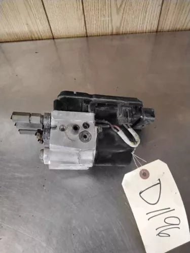 2004 Ford Excursion 4x4 ABS Anti-Lock Brake Pump Assembly with Warranty OEM - Used