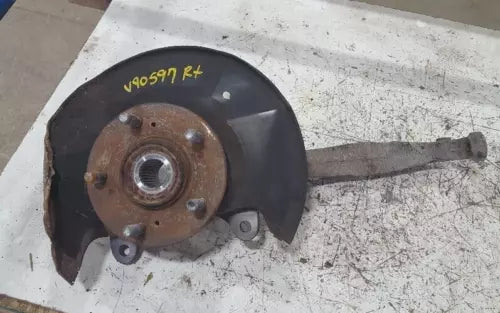 1997 - 2001 Honda CR-V Spindle Knuckle RH Right / Passenger w/o ABS OEM - Used