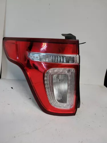 2013-2015 Ford Explorer Rear Left Driver Side Tail Light Police Package Oem - Used