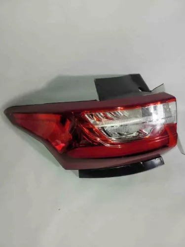 2018-2019 Chevy Traverse Tail Light Quarter Panel Mounted W/O Redline LH OEM - Used