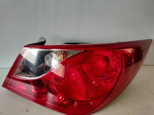 2011-2014 Hyundai Sonata Rear Right Passenger Side Tail Light Assembly Oem - Used