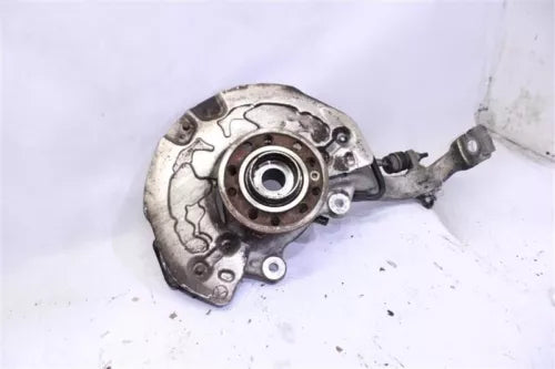 2015-2023 Mercedes C-Class Driver Left Front Spindle Knuckle Assembly Oem - Used