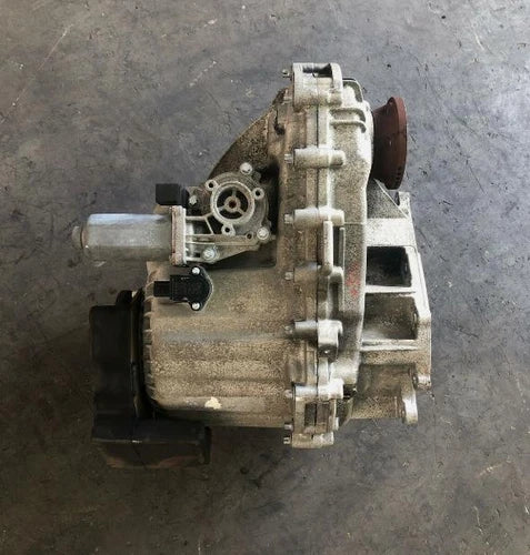 2014-2016 Land Rover Range Rover Transfer Case Assembly OEM - Used