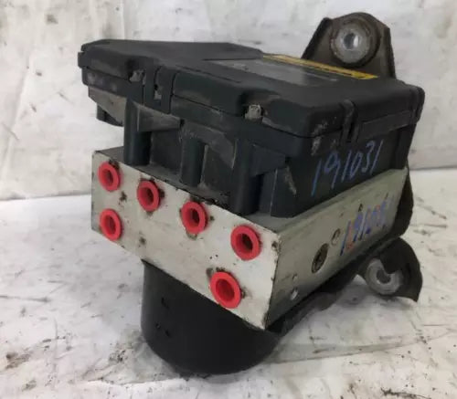 2001-2002 TOYOTA SEQUOIA ABS ANTI-LOCK BRAKE PUMP 4X4 ASSEMBLY OEM 01 02 - Used
