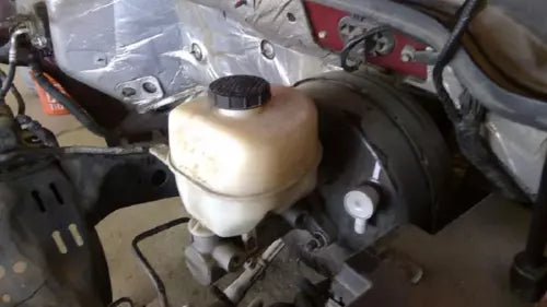 2014-2016 Ford F350 Super Duty Power Brake Booster OEM - Used