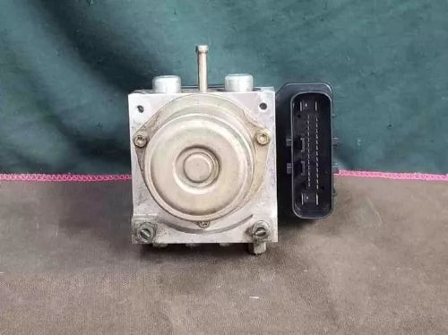2004-2006 Nissan Maxima Anti Lock Brake Pump Assembly W/O VDC 5 Speed OEM - Used