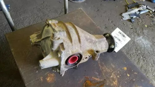 2004-2013 Toyota Highlander Rear Axle Differential Carrier OEM - Used