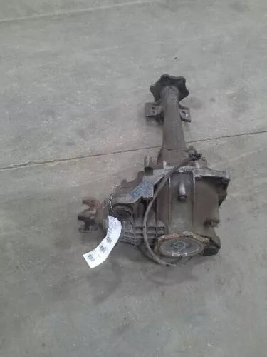 2002-2006 Cadillac Escalade Front Differential Carrier 3.73 Ratio Opt GT4 OEM - Used