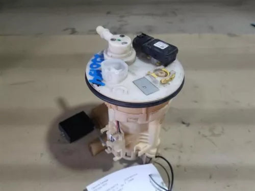 2003-2004 Toyota Corolla Fuel Pump Assembly OEM - Used