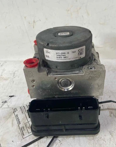 2017-2018 Lincoln MKC Abs Anti-Lock Brake Pump Assembly OEM - Used