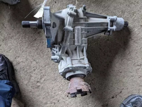 2015-2017 GMC Acadia Transfer Case Assembly in Warranty OEM - Used