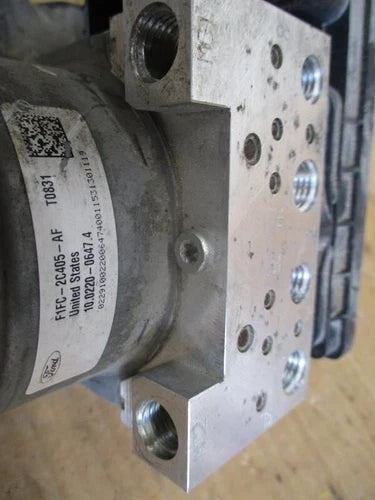 2016-2018 Ford Focus ABS Anti Lock Brake Pump Assembly Gasoline OEM - Used