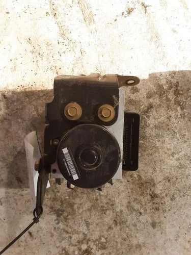 2005 Jeep Grand Cherokee ABS Anti Lock Brake Pump Assembly (Tractio Control) OEM - Used