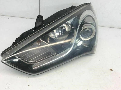 2013-2016 Hyundai Genesis 2.0L LH DRIVERS SIDE Cpe Halogen Headlight Assembly - Used OEM Auto Part
