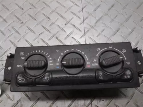 2000-2002 Chevrolet Suburban 1500 2500 AC Heater Temperature Control OEM - Used