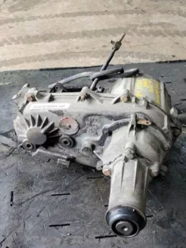 1998-1999 Dodge Dakota Transfer Case NV231 AT Automatic Transmission - Used OEM Auto Part