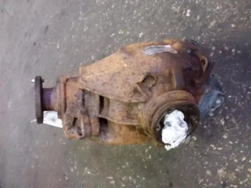 2004-2006 BMW X3 Rear Axle Differential Carrier AT 3.0L 3.64 Ratio OEM - Used