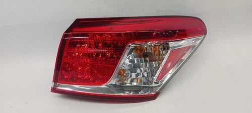 2010-2012 Lexus ES350 OEM Right Rear Quarter Mounted Tail Light - Used