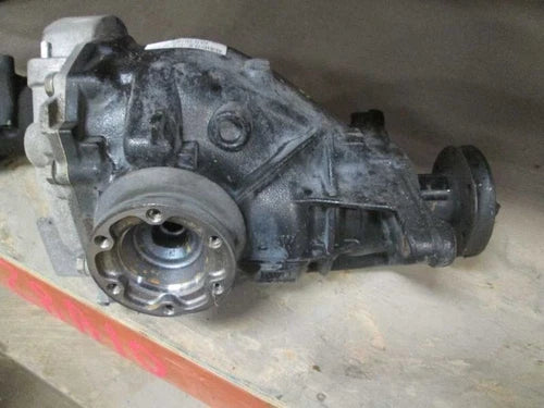 2000-2001 BMW X5 4.4L Rear Axle Differential Carrier Assembly AWD OEM - Used