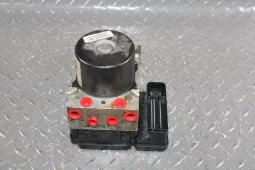 2013-2014 Dodge Challenger ABS Anti Lock Brake Pump Assembly Oem - Used