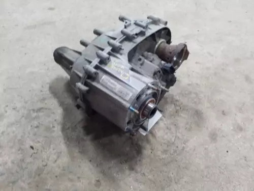 2006 DODGE DAKOTA NV243 AT TRANSFER CASE ASSEMBLY - Used OEM Auto Part