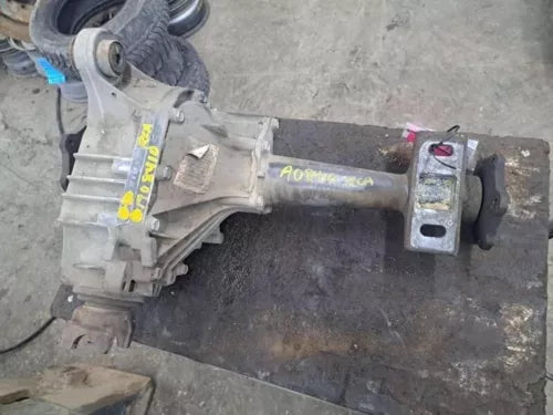 2002-2006 Cadillac Escalade Front Axle Differential Carrier Assy 3.73 Ratio OEM - Used