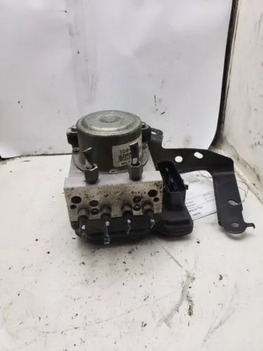 2008-2011 Nissan Rogue Anti-Lock Brake Pump With Warranty OEM - Used