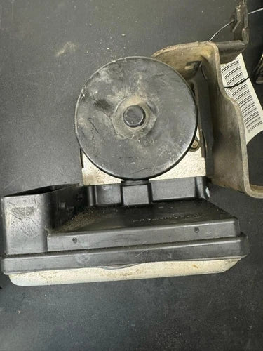 2003-2005 Cadillac Escalade Yukon XL Avalanche 1500 ABS Anti-Lock Brake Pump OEM - Used