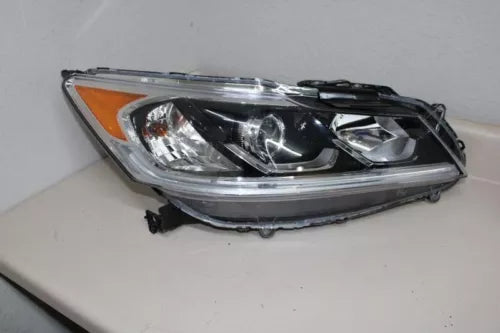 2016-2017 Honda Accord Sdn Halogen W/O Hybrid; LED accent RH Head Light Assembly - Used OEM Auto Part
