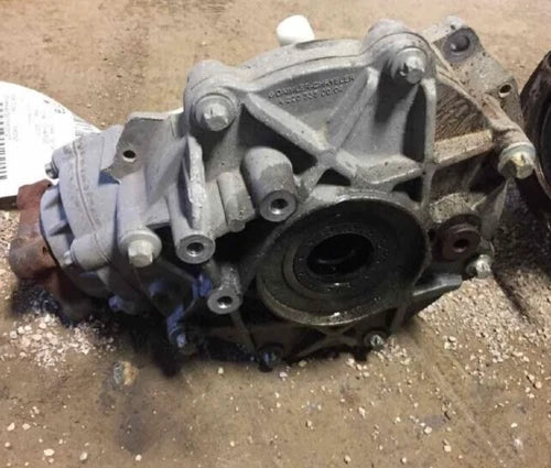 2005-2008 Dodge Magnum Charger Front Differential Carrier Awd 3.07 ratio Used OEM
