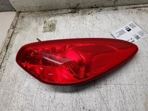 Passenger Right Tail Light Convertible Fits 2006-2010 Pontiac SOLSTICE - Used OEM Auto Part