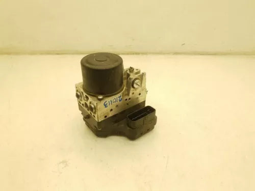 2004-2006 Toyota Sienna ABS Anti-Lock Brake Pump Assembly FWD OEM 04-06 - Used