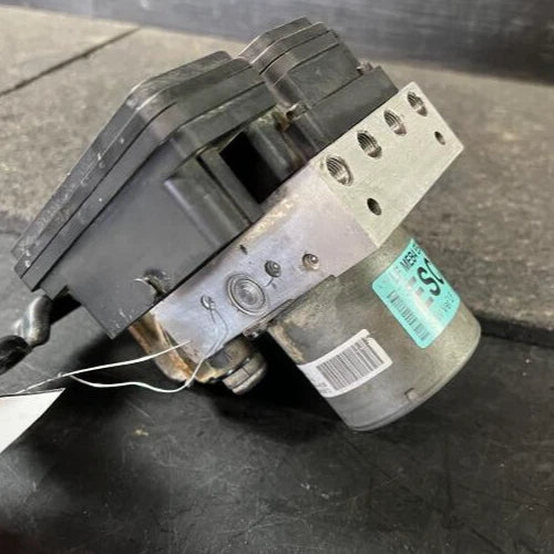 2015-2017 Hyundai Sonata ABS Anti-Lock Brake Pump Control Module Assembly - Used OEM Auto Part