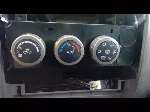 2005 Nissan Titan AC Heater Temperature Climate Control XE Crew Cab thru 3/05 - Used OEM Auto Part