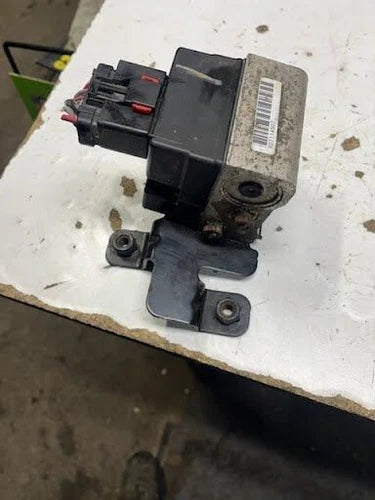 2002 Dodge Dakota Rear Wheel ABS Anti-Lock Brake Pump Assembly OEM With Warranty - Used