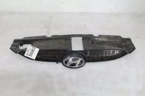 2010-2015 Hyundai Tucson Grille Upper GLS Black color OEM - Used