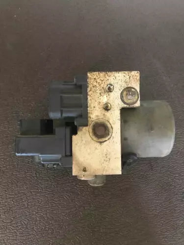 2004-2005 Ford F150 F-150 ABS Anti-Lock Brake Pump Assembly New Style 4X2 OEM - Used