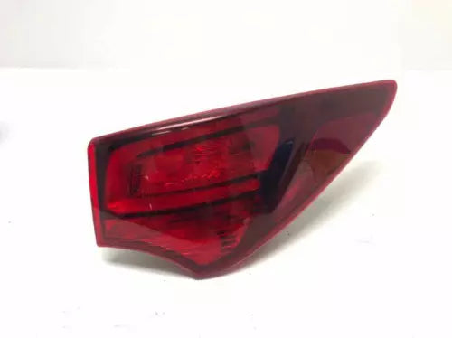 Passenger Tail Light SWB Sport Incandescent Fits 2017-2018 Hyundai SANTA FE - Used OEM Auto Part