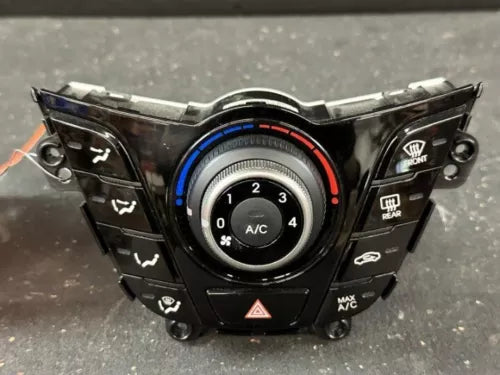 2012-2017 Hyundai Veloster Manual A/C Heater Climate Temperature Control OEM - Used