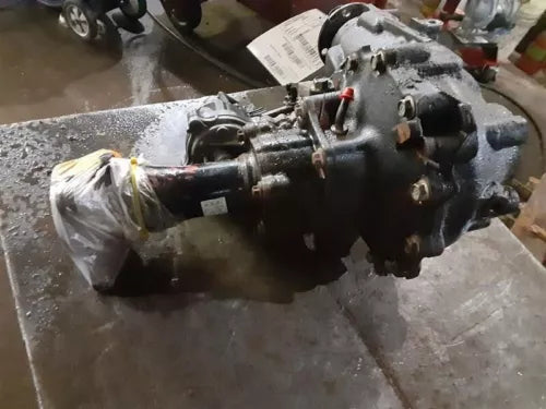 2000-2004 Toyota Tundra Differential Carrier Front Axle 6 CylinderMT 4.10 Ratio - Used OEM Auto Part