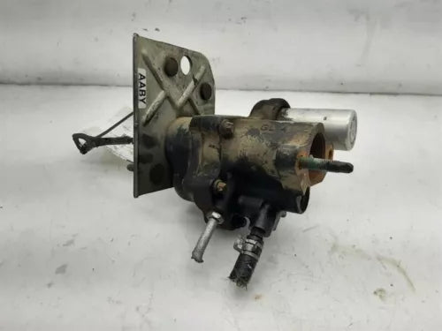 2011 Chevrolet Silverado 3500 2500 Power Brake Booster Assembly Used OEM