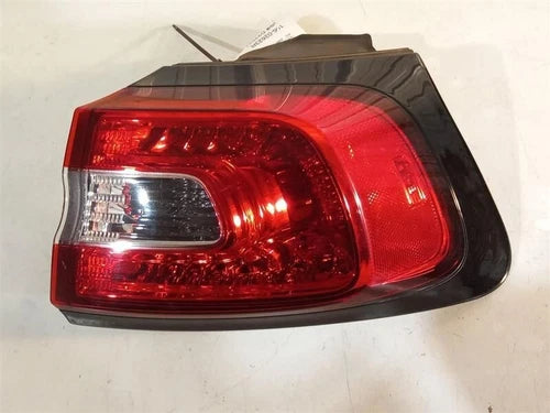 2014-2018 Jeep Cherokee Right Passenger Side Tail Light LED Assembly OEM - Used