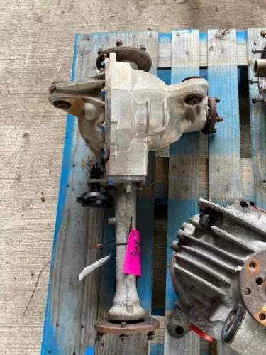 1997-2004 Ford F150 Front Axle Differential Carrier Assembly 3.55 Ratio OEM - Used
