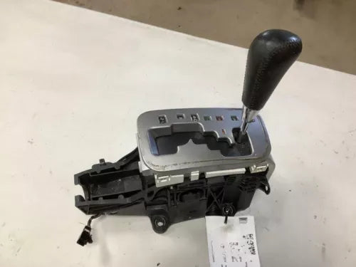 2003-2005 Toyota 4Runner Automatic Floor Gear Shifter Assembly With Warranty OEM - Used